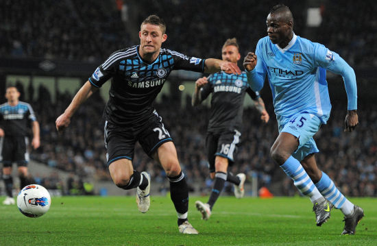 在处理球员 在处理球员